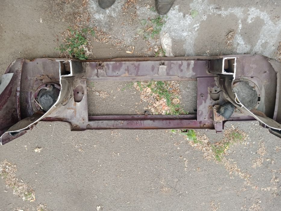 Передняя панель,телевизор на НИВУ 2121,21214