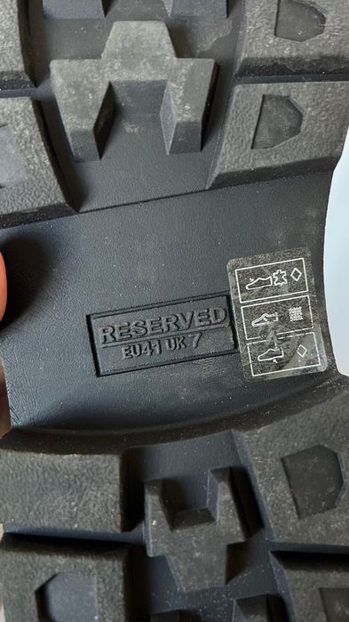 Męskie jesienne buty zamszowe roz (41 - 26,5)