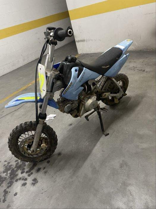 Pitbike 125cc a trabalhar