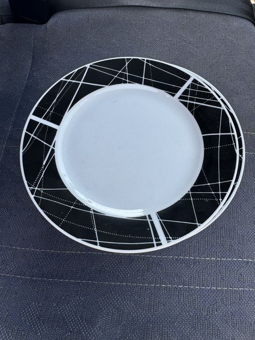 6 Dessert Plates443512456668794881