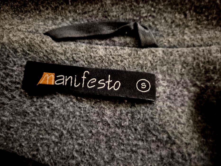 Płaszcz damski Manifesto