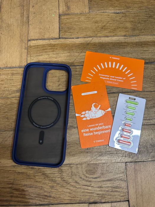 Аксесуари до айфона та телефона компанії Apple