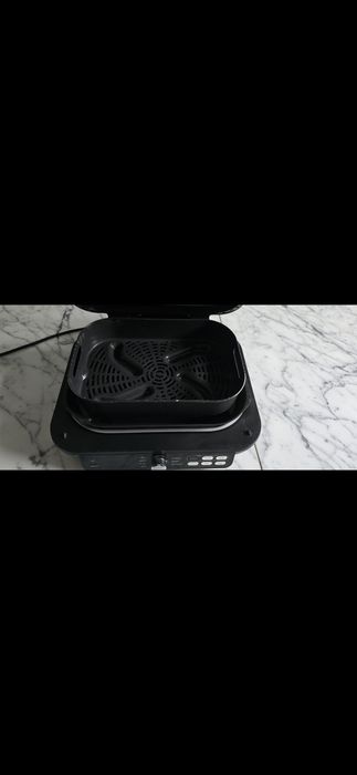 Ninja Foodi MAX Pro Grill, Płyta Plancha i Frytkownica 3.8L czarna