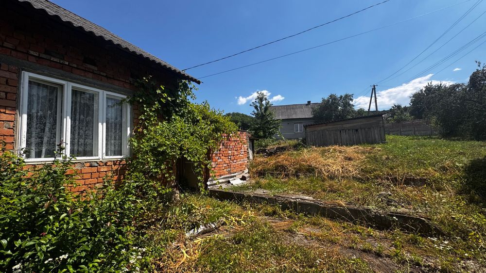 Продам цегляний будинок 80 соток