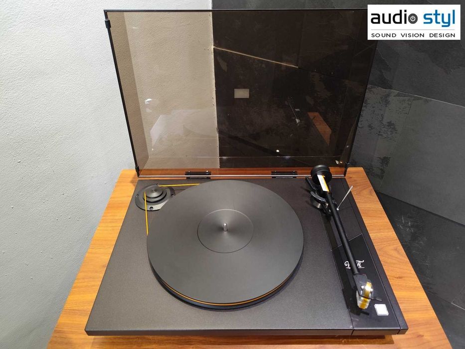 MoFi Electronics StudioDeck+ OUTLET