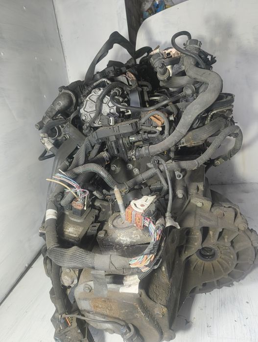 Мотор Pegueto 1.6 VTI  // Продам мотор 1.6 VTI Пежо