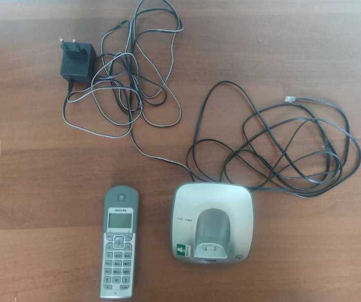 Стационарные и радиотелефоны Telkom RWT, Atlinks и Phillips CD 130