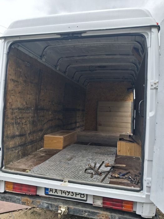 Продам MERCEDES Vario  814D