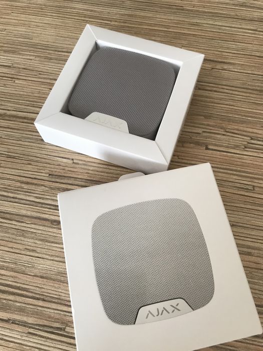 Ajax HomeSiren Беспроводная домашняя сирена