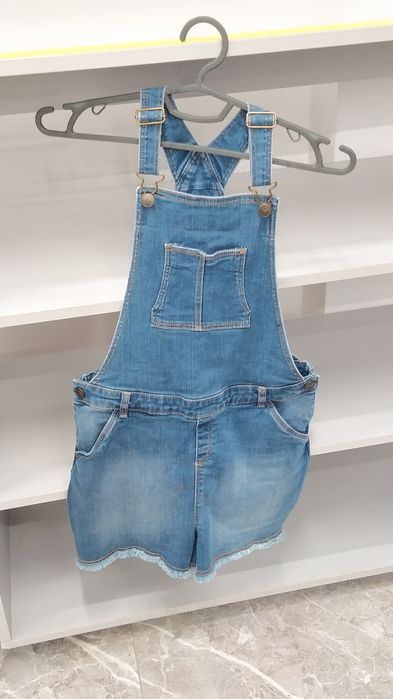 Джинсовий комбез на дівчинку