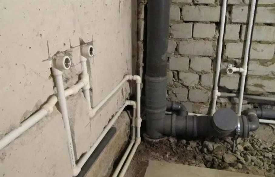 САНТЕХНІК, працюю якісно та швидко по всьому Кропивницькому