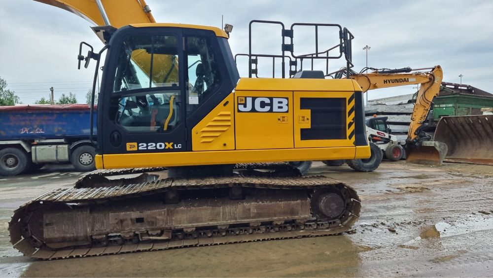 Продам экскаватор JCB 220 X LC , 2019 г.в