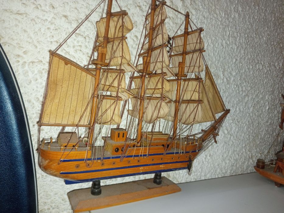 Cole%C3%A7%C3%A3o+de+barcos+caravelas+miniaturas+etc64552023084419123