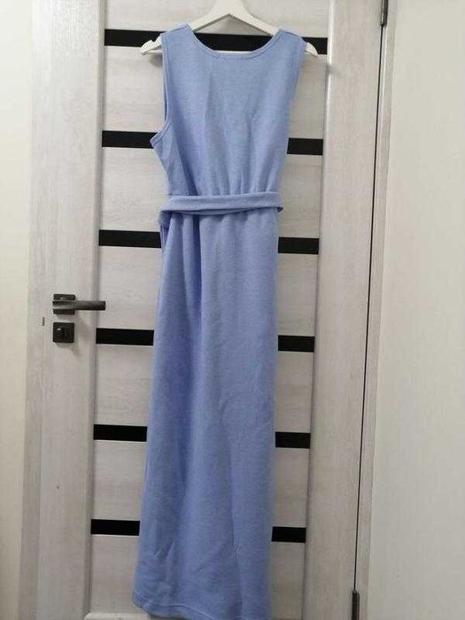Нова сукня в підлогу, з блакитного теплого трикотажу, верх м, низ xl