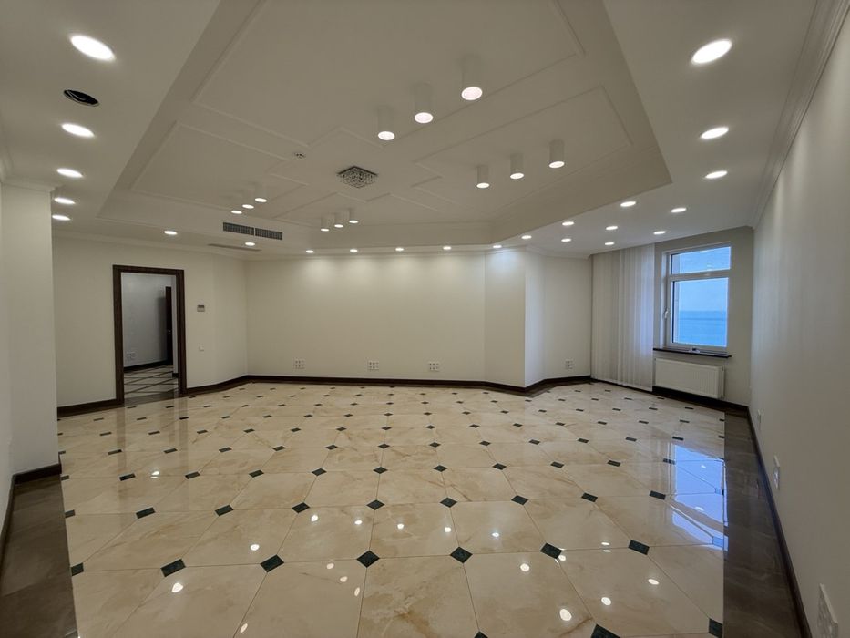 Без комиссии! Офис на 108 м² в БЦ с генератором. Французский, Аркадия
