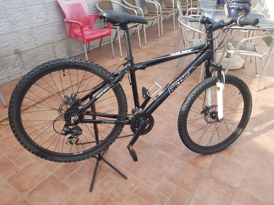 Bicicleta de adulto roda 26 travão de disco impecável
