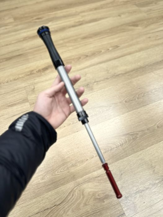 Tłumik Rock Shox Charger 2 SID / Reba blokada bez end cupu