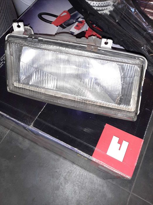 Farol Skoda Felícia