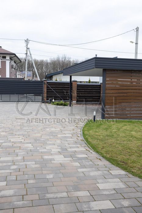 Продаж будинку з ремонтом 205м2  ХОТІВ біля лісу 12 соток ГАЗ