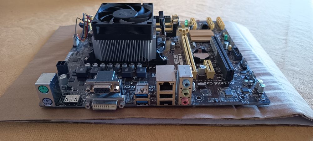 Bundle motherboard +CPU