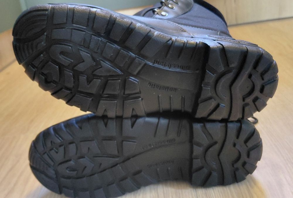 Nowe buty Protektor, taktyczne, wojskowe, zimowe, r. 39