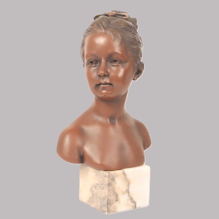 "Mademoiselle Brongniart" popiersie wg Jean-Antoine Houdon