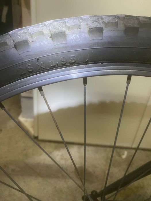 Bicicleta preta usada