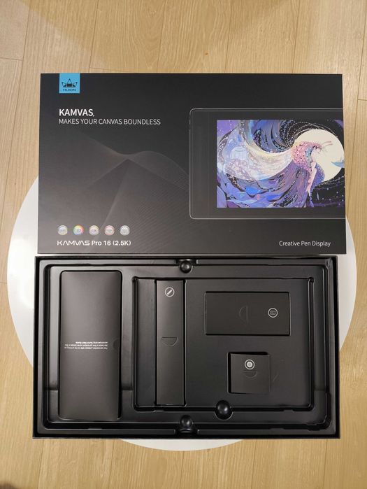 tablet HUION Kamvas pro 16 2,5K