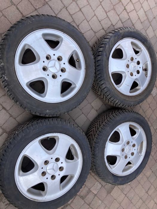 Mercedesa Felgi Aluminiowe Nowymi Oponami Wielosezonowymi 195x50x15