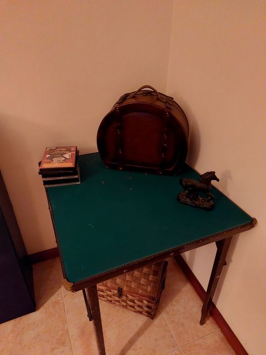 Wooden Game Table64752196423809120