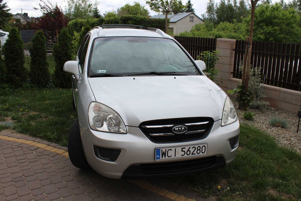 kia carens III 20006 r 2,0