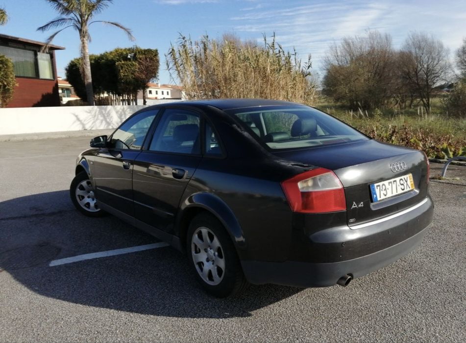 Audi A4 B6 1.6 Gasolina + GPL | 2003 | 297.121 km | Interior em Pele - Negociável