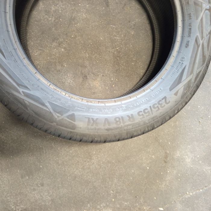 235/55R18 Para opon Continental EcoContact 6 XL
