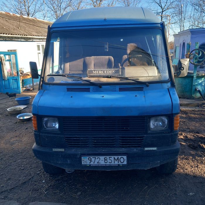 Продам свого мерседеса 310 в добрі руки.