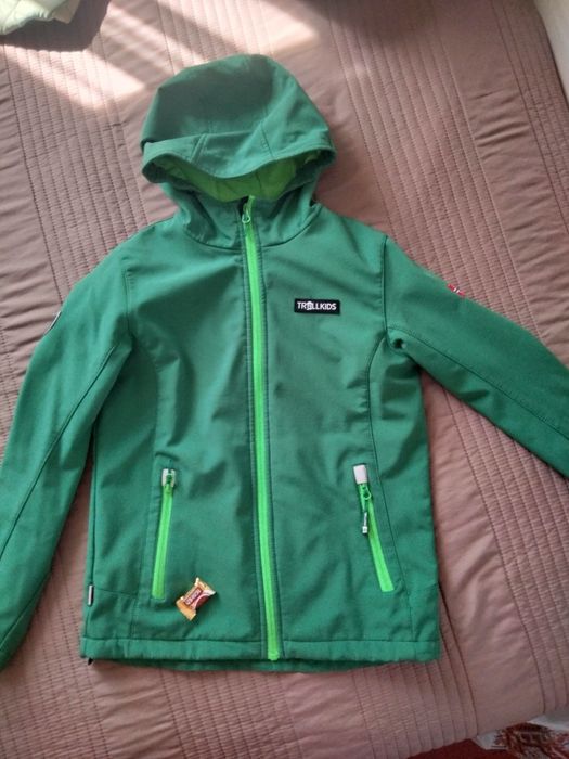 Продам на хлопчика 148-152