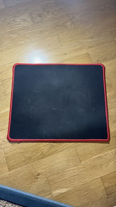 Продам коврик для комʼютерної мишки