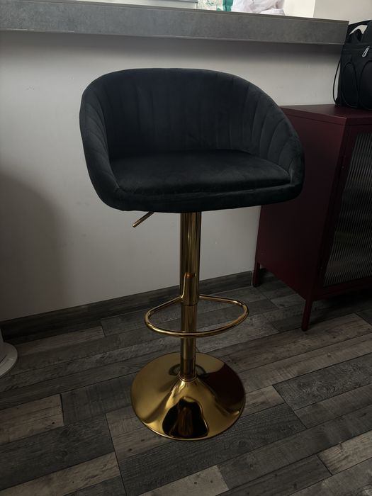 Hoker welurowy czarno zloty