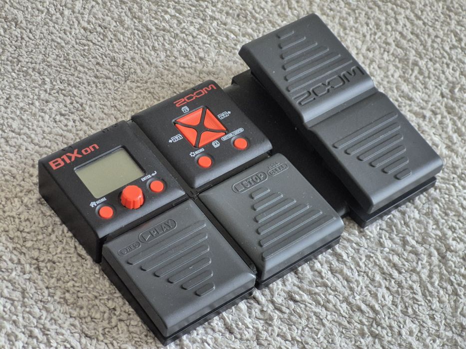 Multiefekt basowy Zoom B1X on