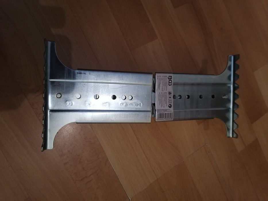 podnośnik do płyt regulowany, 300-500 mm, ocynkowany