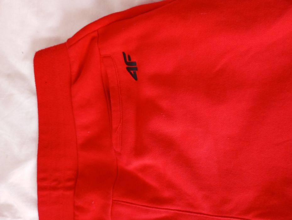 Spodnie dresowe 4f