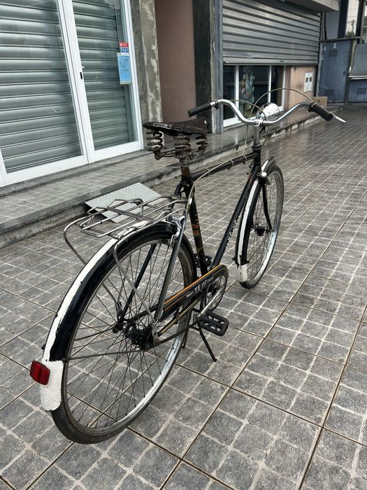 Bicicleta Ye Ye , pasteleira