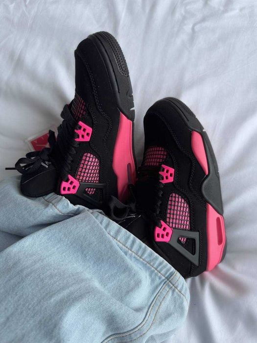 Женские кроссовки Nike Jordan 4 "Retro Neon Pink" Размеры 36-41