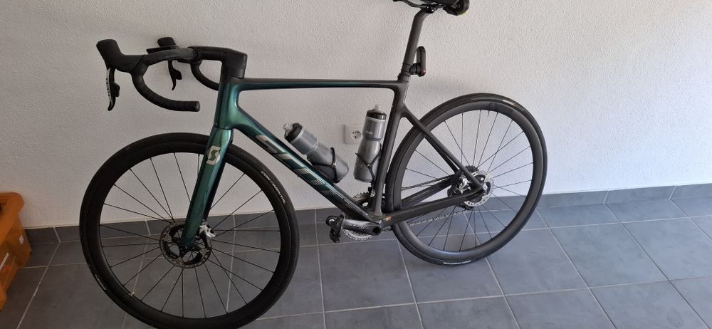 Bicicleta Scott addict rc