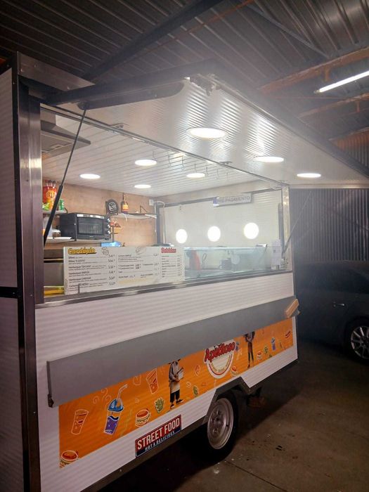 ROULOTE STREET FOOD 3x2 pronta a trabalhar