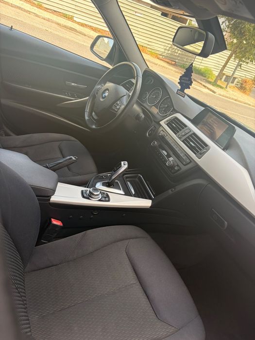 BMW 320d Touring F31 Automática 2014 280.000 km Muitos Extras