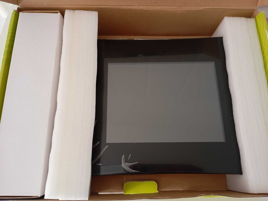 Digital Frame, New in Box. Never Used.64752409205121120