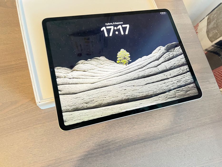 iPad Pro 12.9 W nowym stanie pracy 12 miesiące 256GB