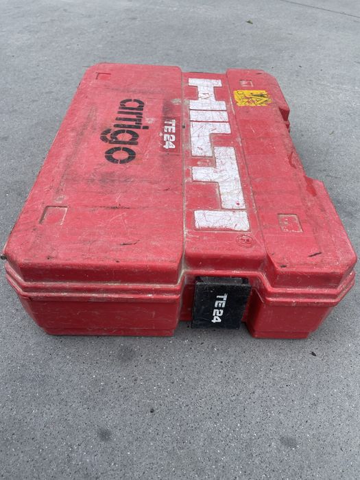 Caixa Martelo Perfurador Hilti TE 24
