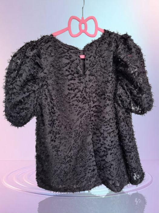 Bluzka elegancka czarna 128