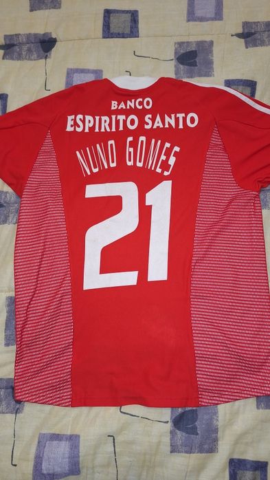 Camisola oficial do Sport Lisboa e Bemfica